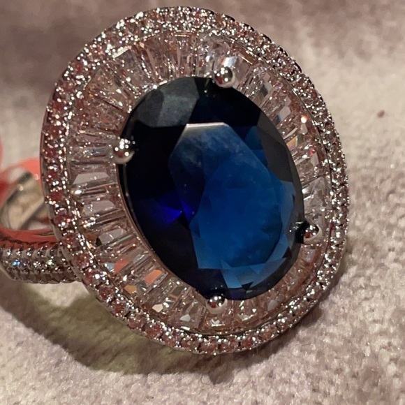Jewelry - Sapphire Statement Ring NWTS